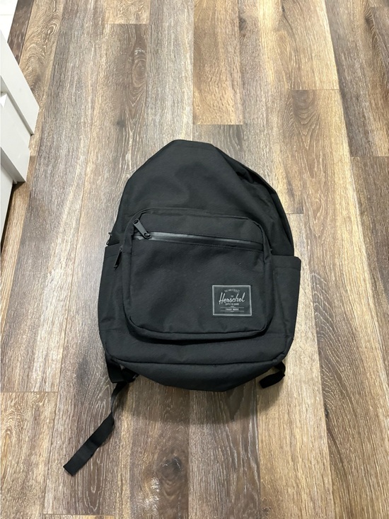 Herschel Supply Company Other - Herschel Supply Company Black Everyday Backpack with Front Pocket